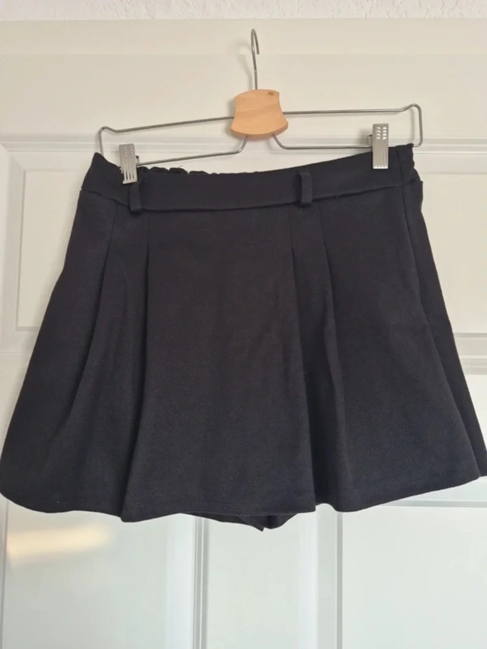 Black Pleated Mini Skirt